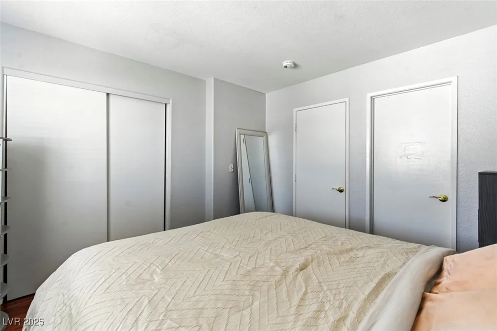 2140 Clancy, Las Vegas, NV 89156
