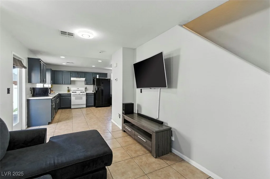 2140 Clancy, Las Vegas, NV 89156