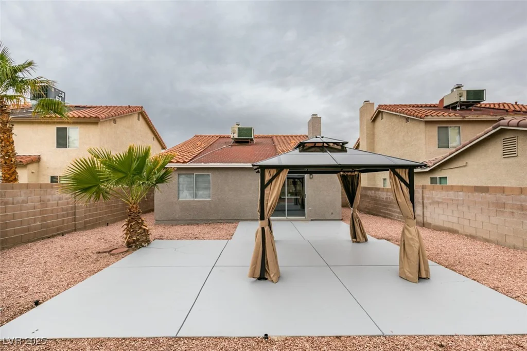 1744 La Cruz, Henderson, NV 89014