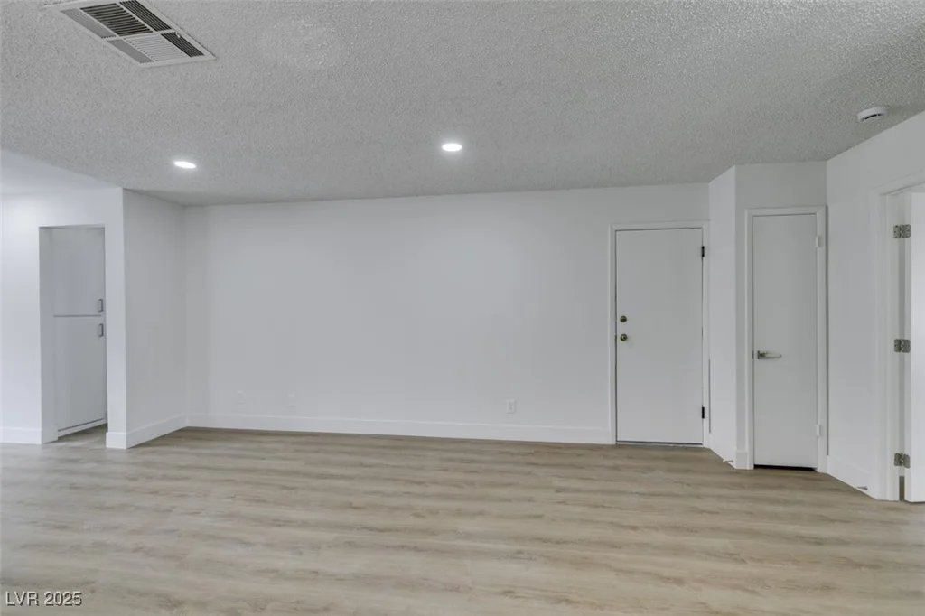 1744 La Cruz, Henderson, NV 89014