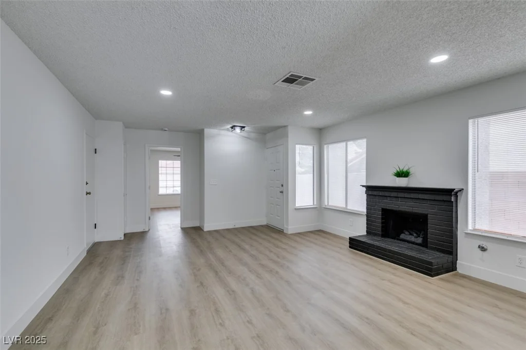 1744 La Cruz, Henderson, NV 89014