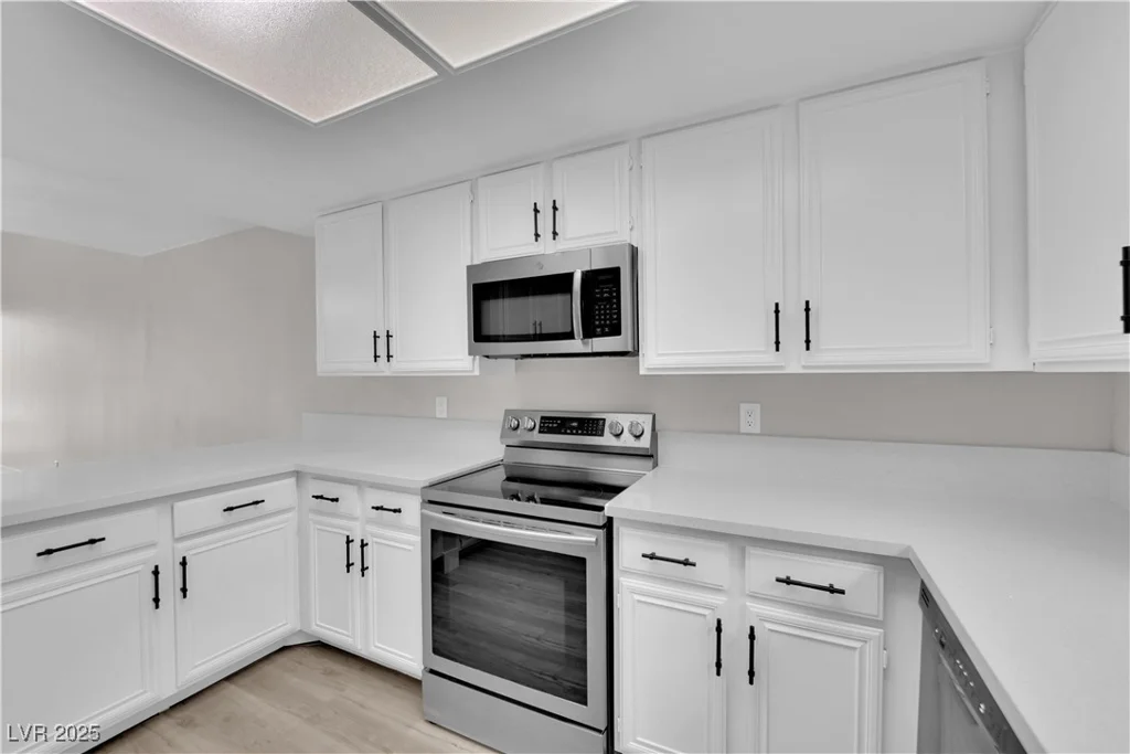 2544 Malabar, Las Vegas, NV 89121