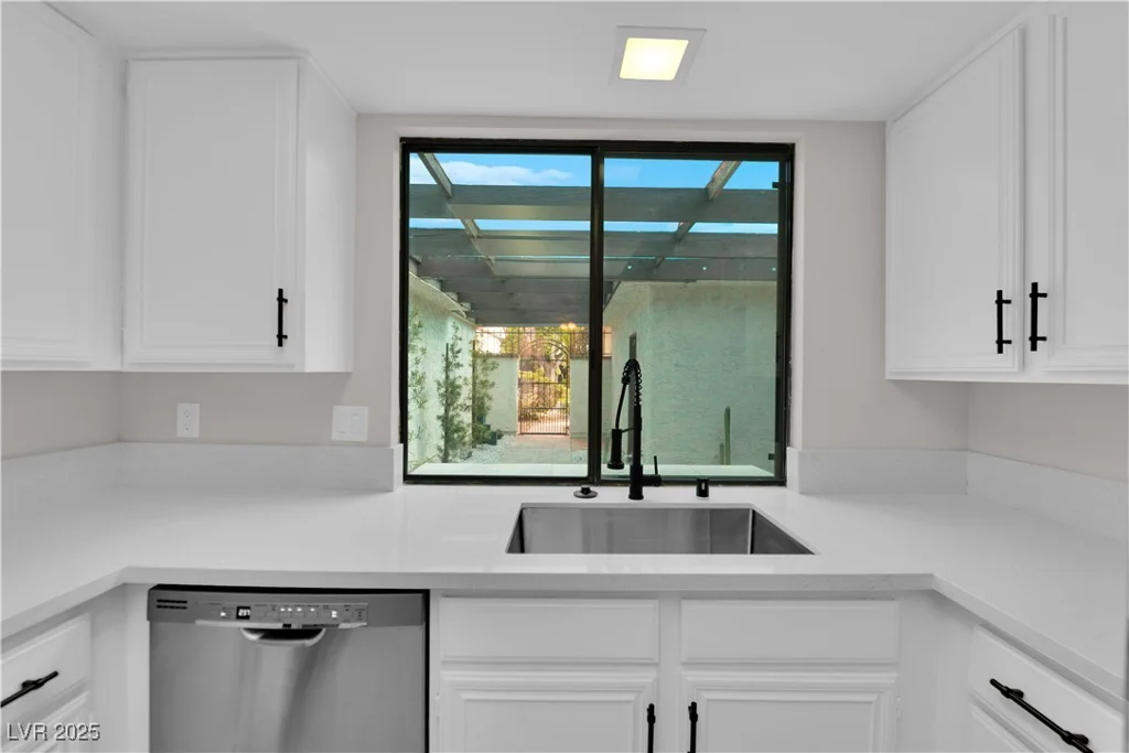 2544 Malabar, Las Vegas, NV 89121