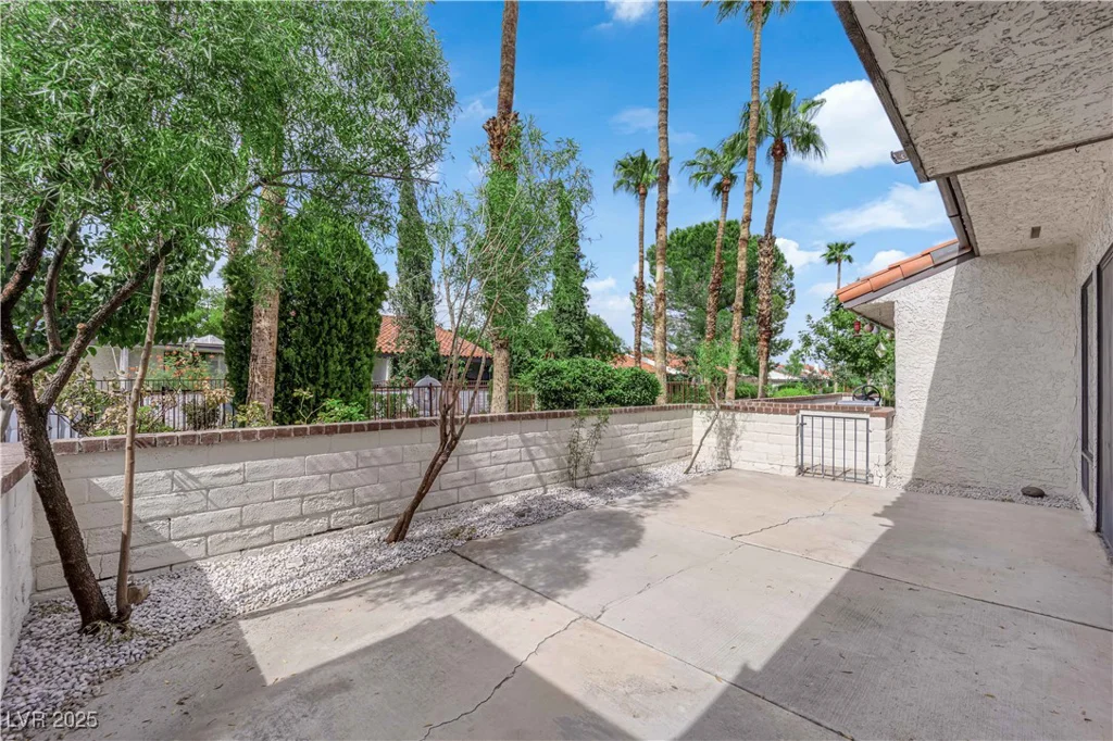 2544 Malabar, Las Vegas, NV 89121