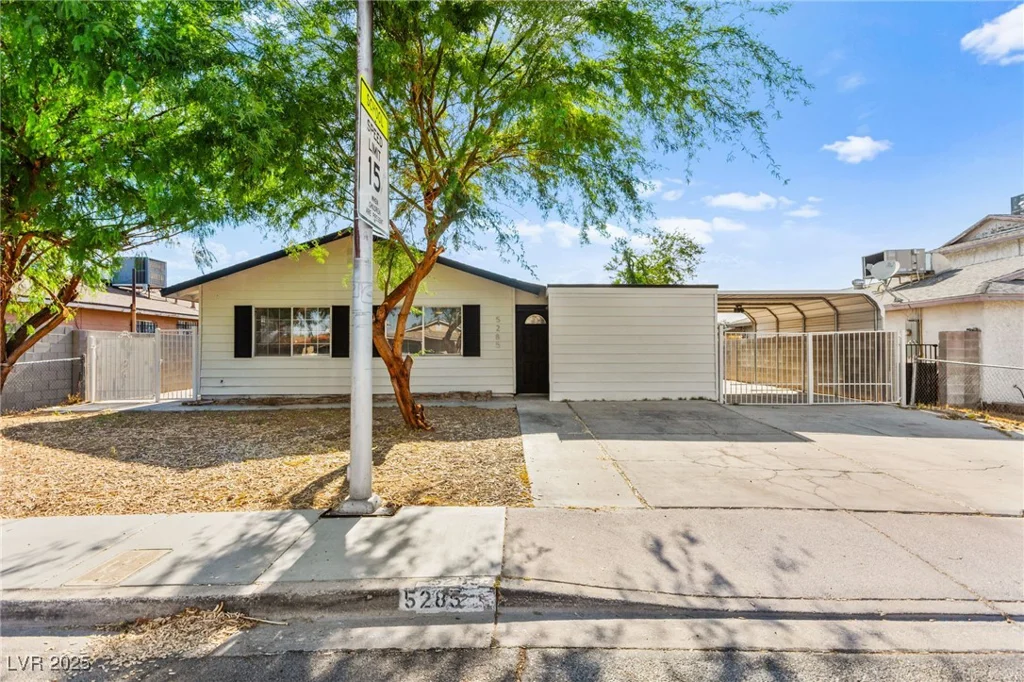 5285 Hillsboro, Las Vegas, NV 89120