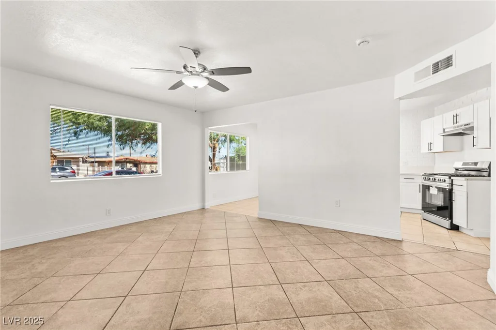 5285 Hillsboro, Las Vegas, NV 89120