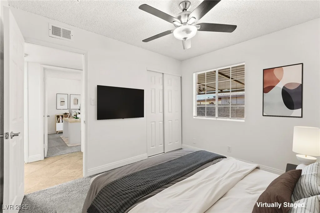5285 Hillsboro, Las Vegas, NV 89120