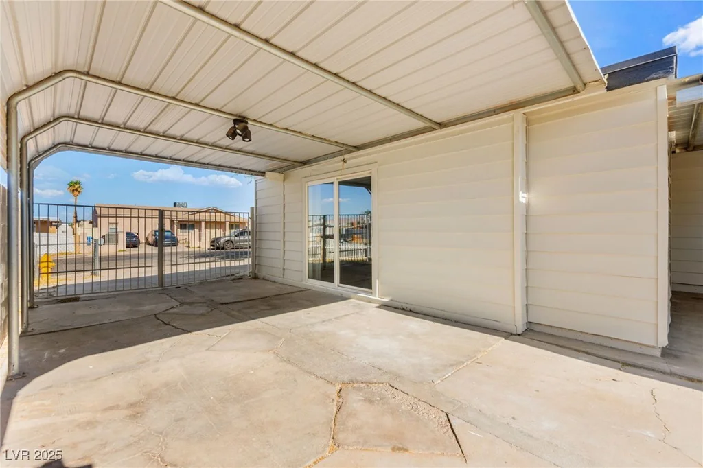 5285 Hillsboro, Las Vegas, NV 89120