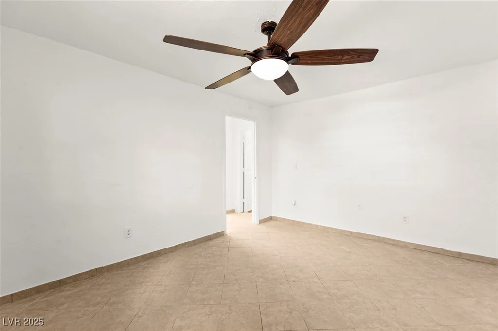 5285 Hillsboro, Las Vegas, NV 89120