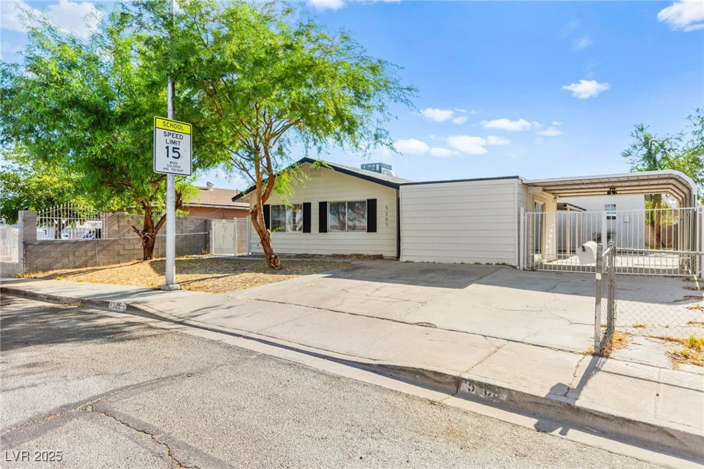 5285 Hillsboro, Las Vegas, NV 89120