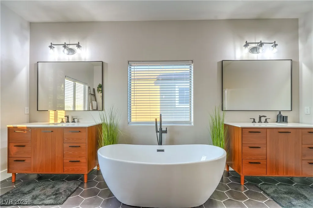860 Portree, Henderson, NV 89012