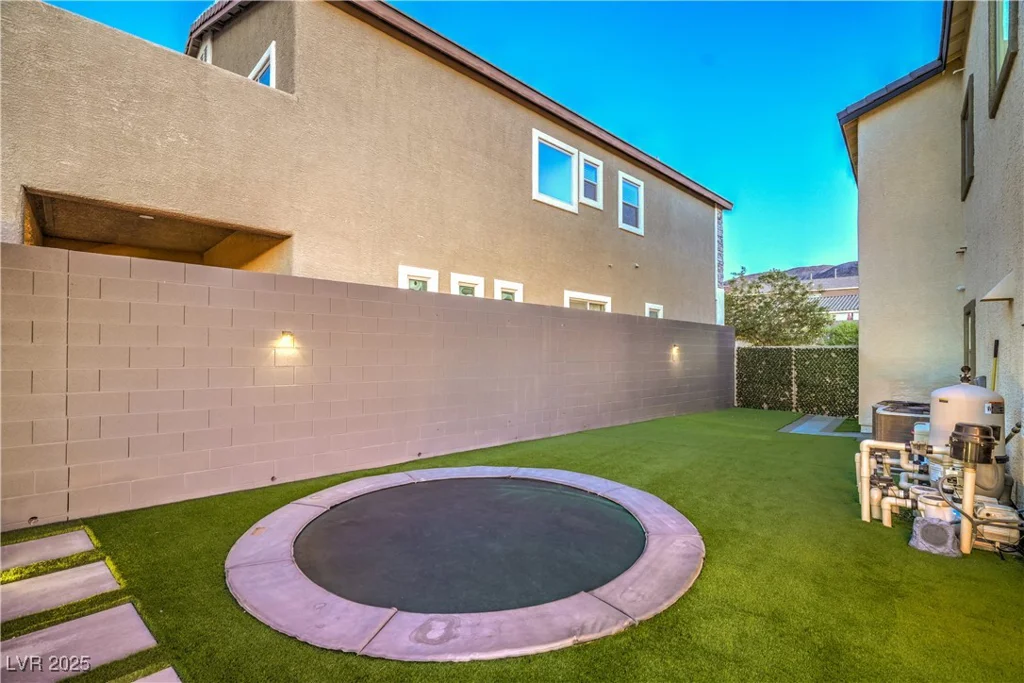 860 Portree, Henderson, NV 89012