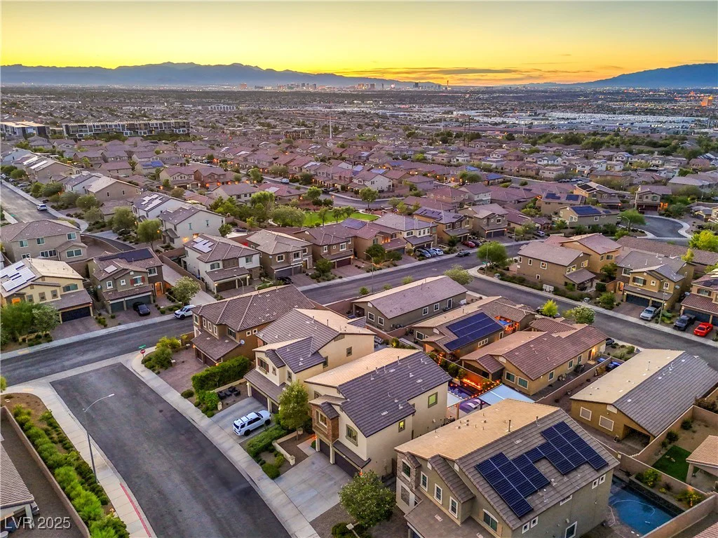 860 Portree, Henderson, NV 89012