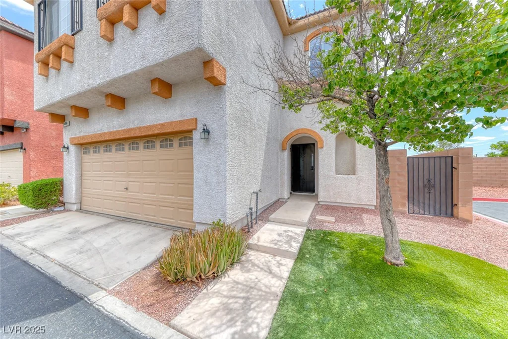 4904 Silent Valley, Las Vegas, NV 89139
