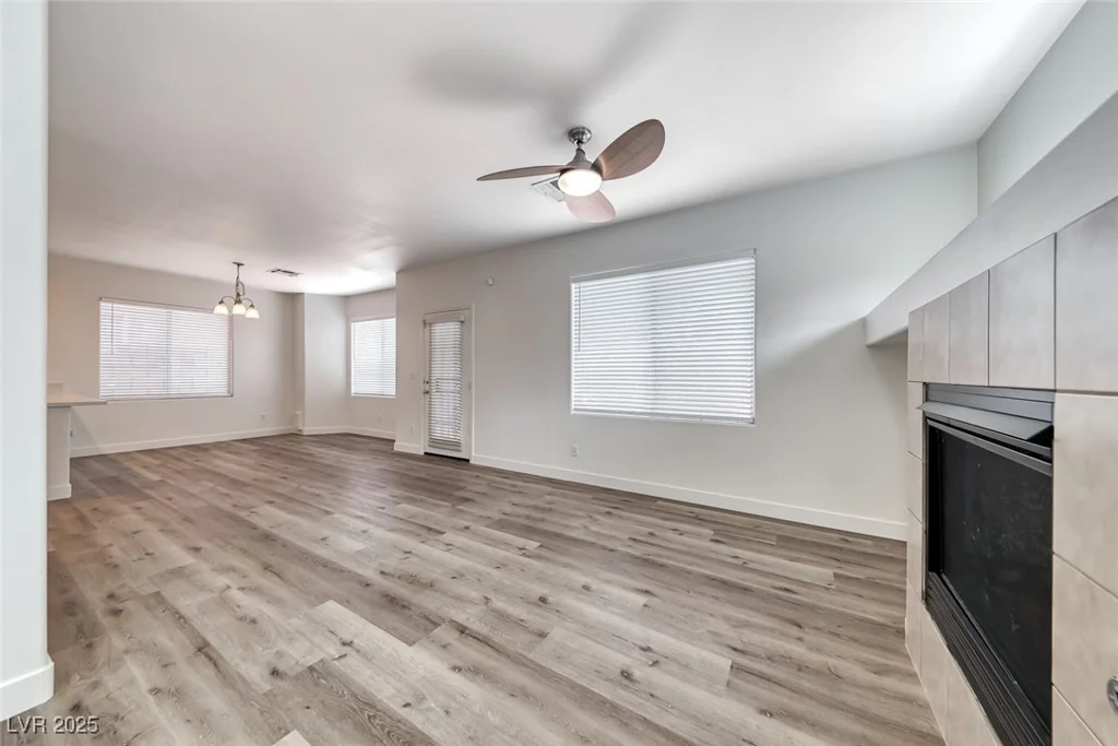 4904 Silent Valley, Las Vegas, NV 89139