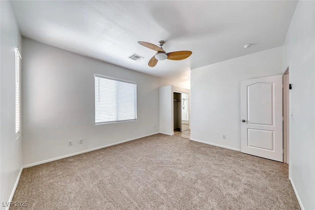 4904 Silent Valley, Las Vegas, NV 89139