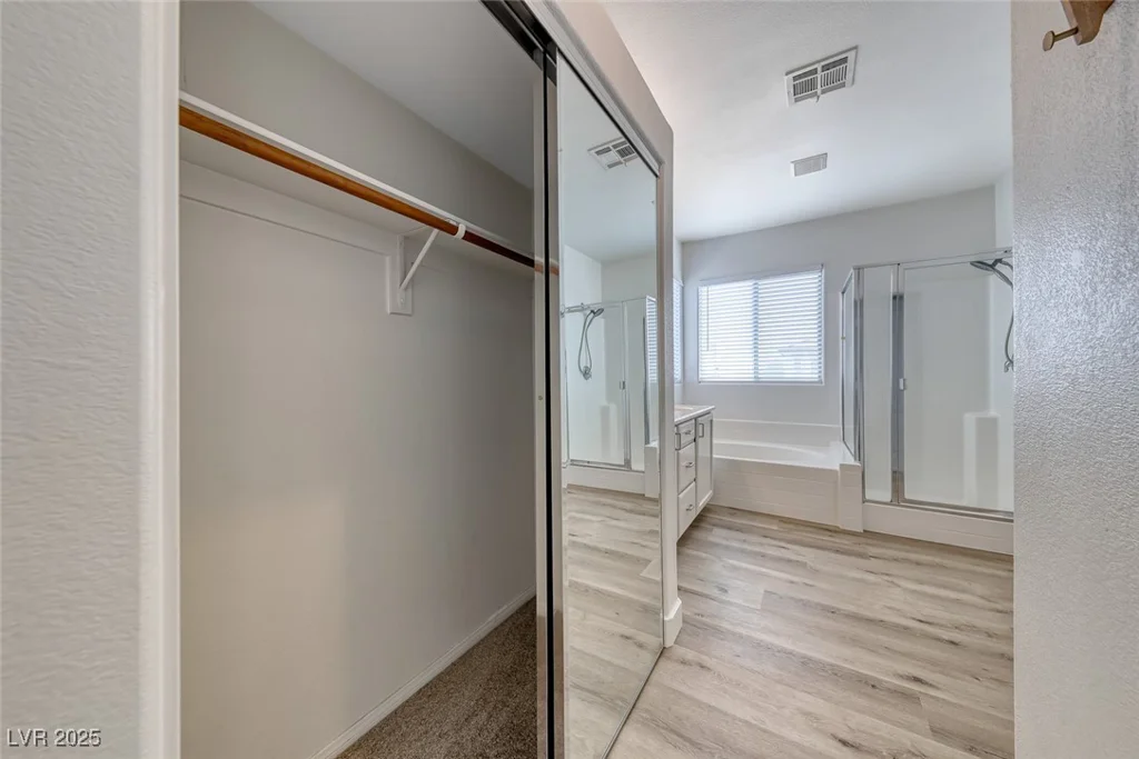 4904 Silent Valley, Las Vegas, NV 89139
