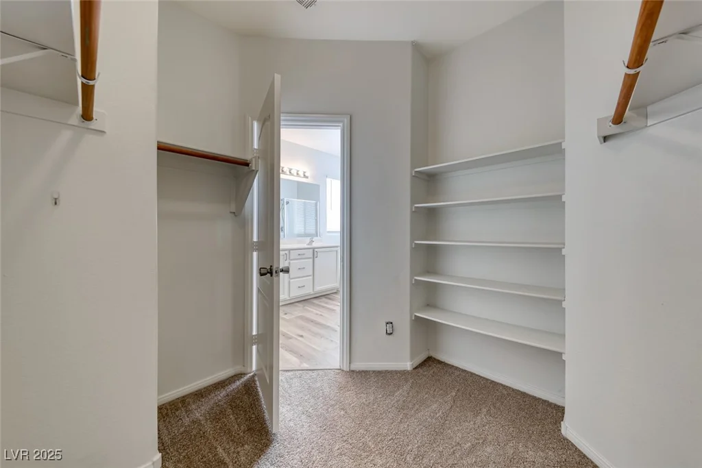 4904 Silent Valley, Las Vegas, NV 89139