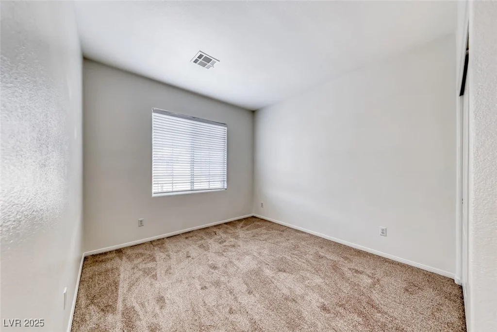 4904 Silent Valley, Las Vegas, NV 89139