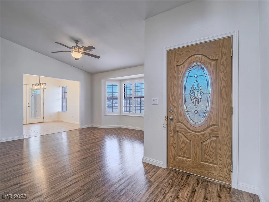 4913 Holly Grove, Las Vegas, NV 89130