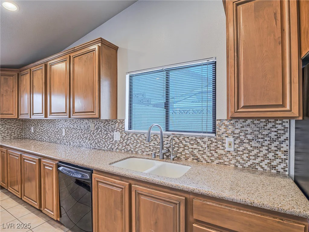 4913 Holly Grove, Las Vegas, NV 89130