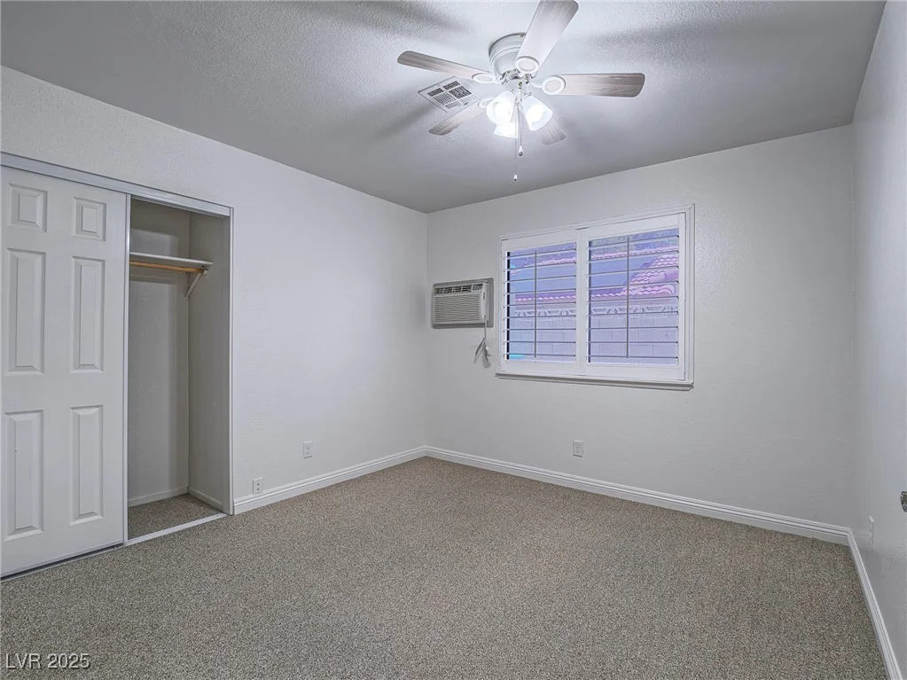 4913 Holly Grove, Las Vegas, NV 89130