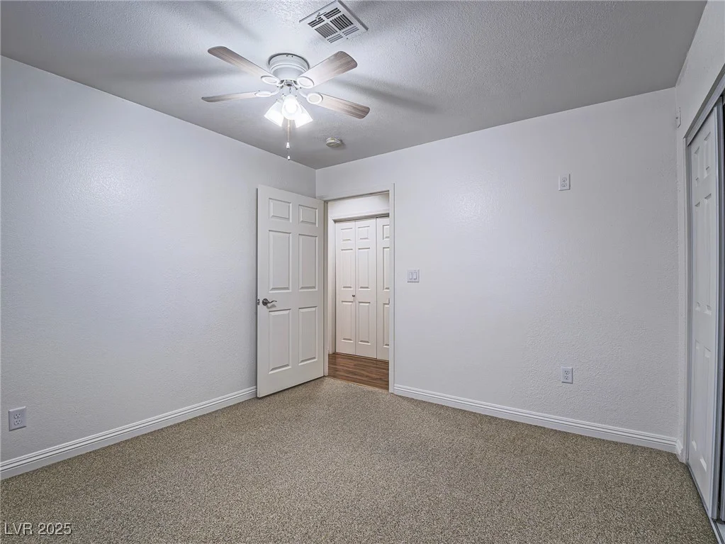 4913 Holly Grove, Las Vegas, NV 89130