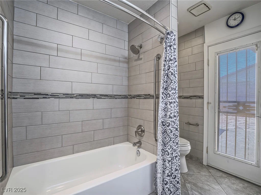 4913 Holly Grove, Las Vegas, NV 89130