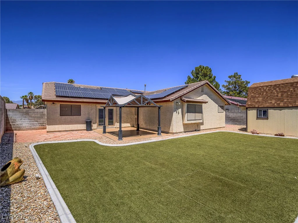4913 Holly Grove, Las Vegas, NV 89130