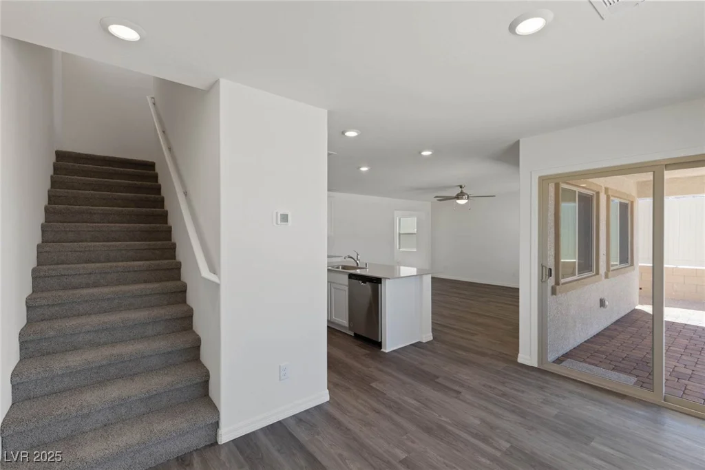 6713 Violet Cascade, Las Vegas, NV 89156