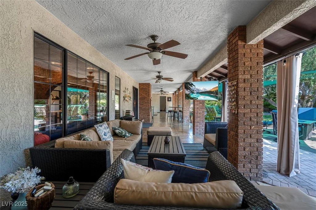 3219 Torrey Pines, Las Vegas, NV 89146