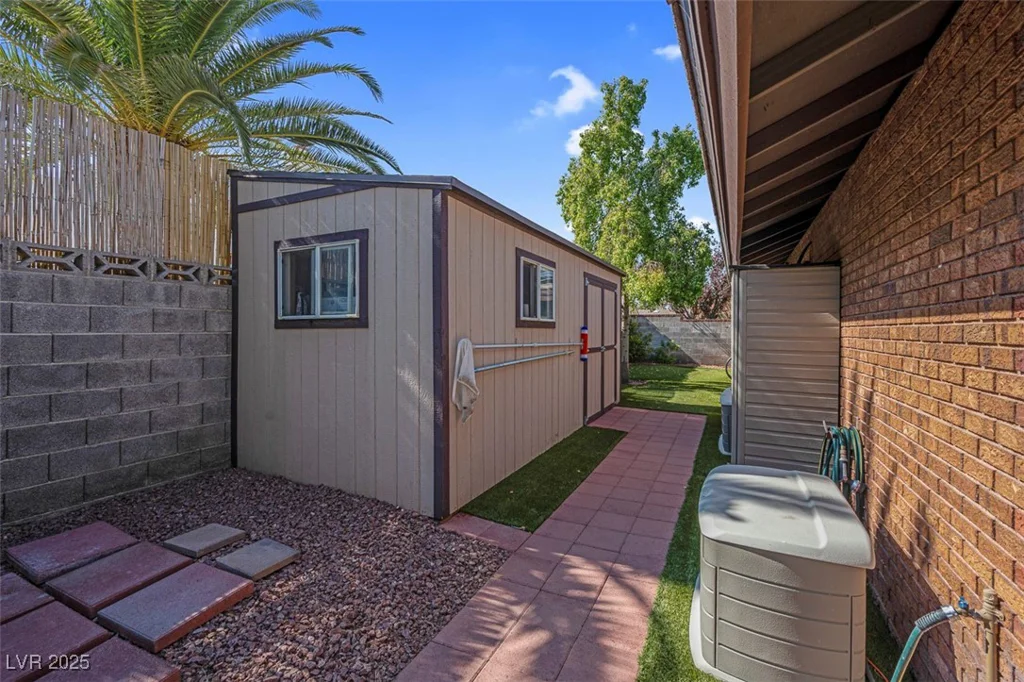 3219 Torrey Pines, Las Vegas, NV 89146