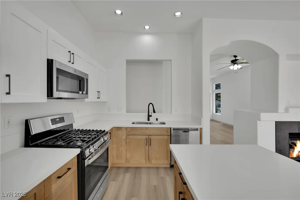 7021 Feather Pine, Las Vegas, NV 89131