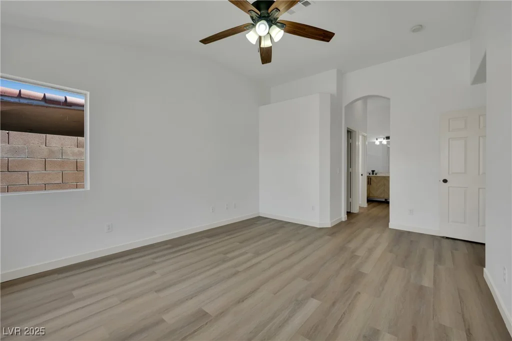 7021 Feather Pine, Las Vegas, NV 89131