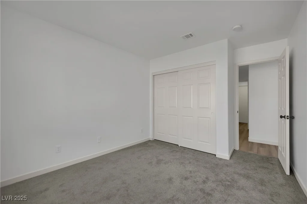 7021 Feather Pine, Las Vegas, NV 89131