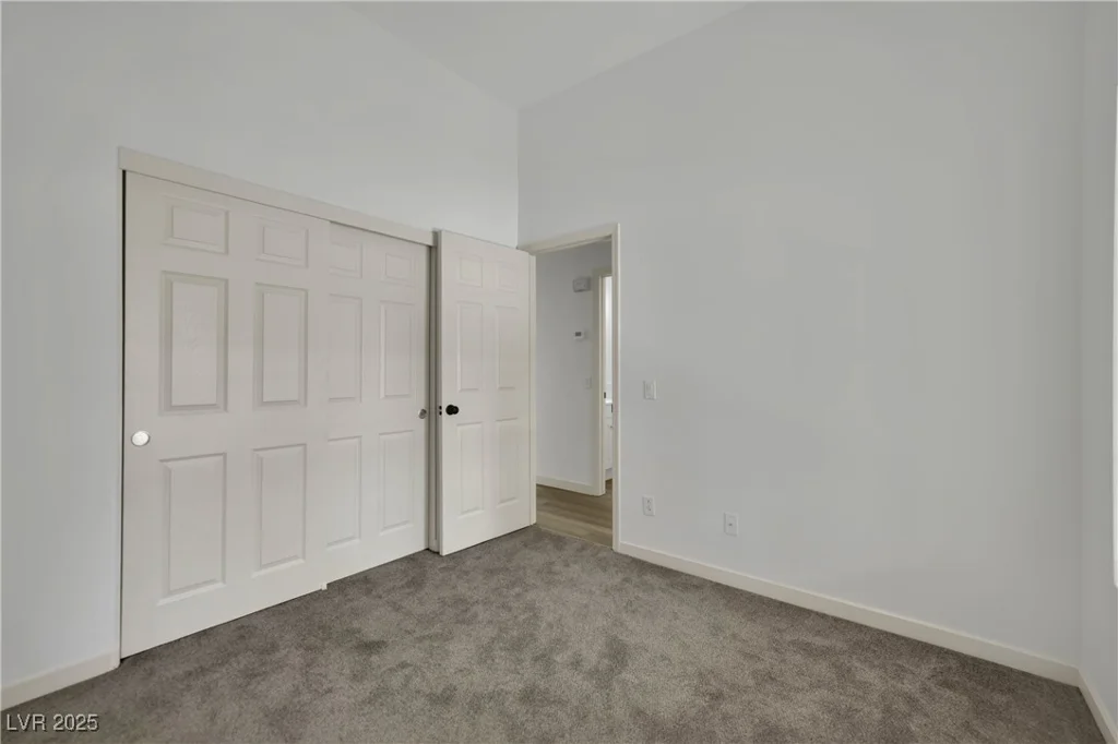 7021 Feather Pine, Las Vegas, NV 89131