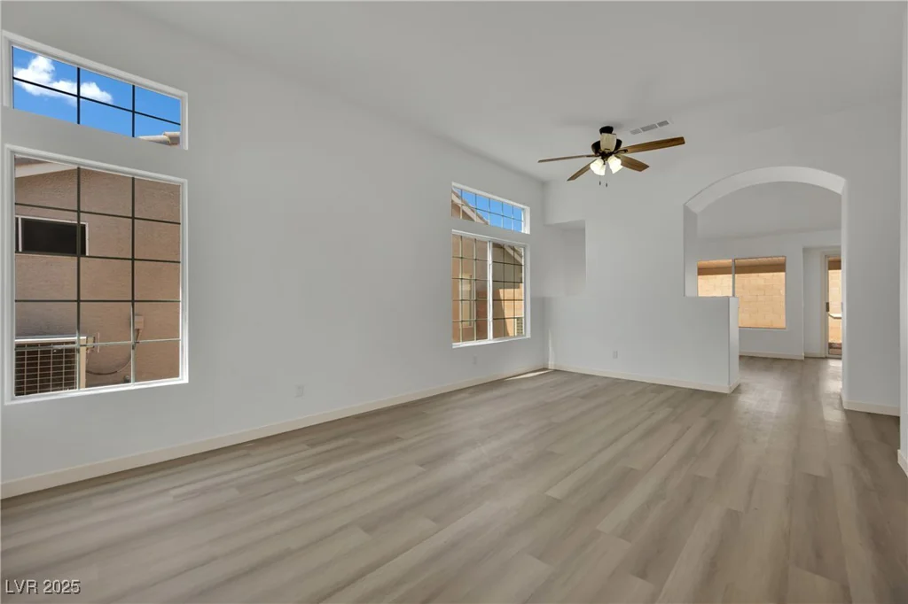 7021 Feather Pine, Las Vegas, NV 89131