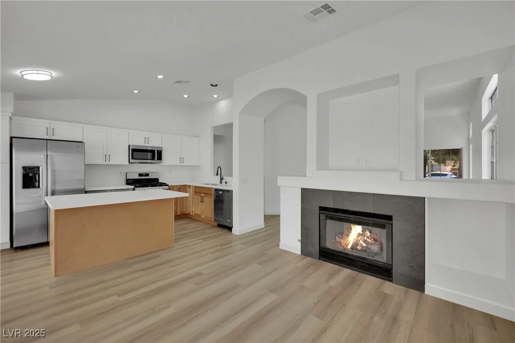 7021 Feather Pine, Las Vegas, NV 89131