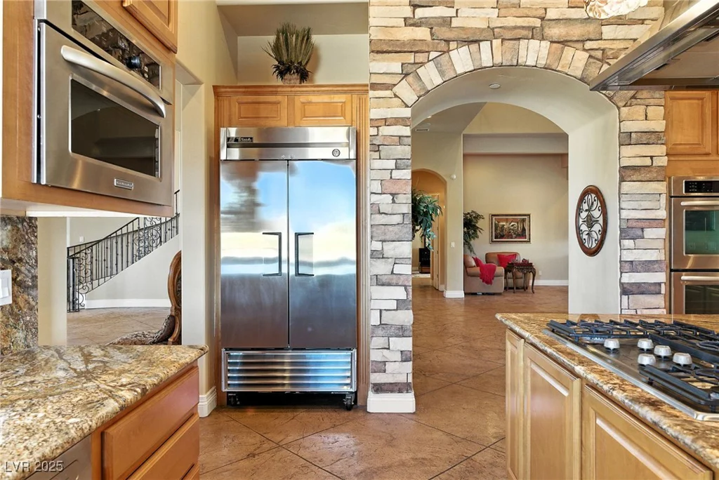670 Du Fort, Henderson, NV 89002