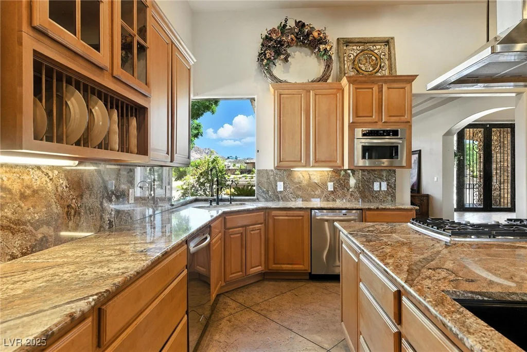 670 Du Fort, Henderson, NV 89002