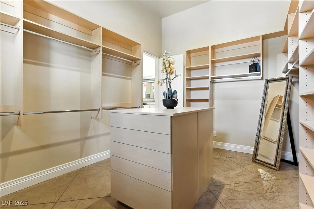 670 Du Fort, Henderson, NV 89002