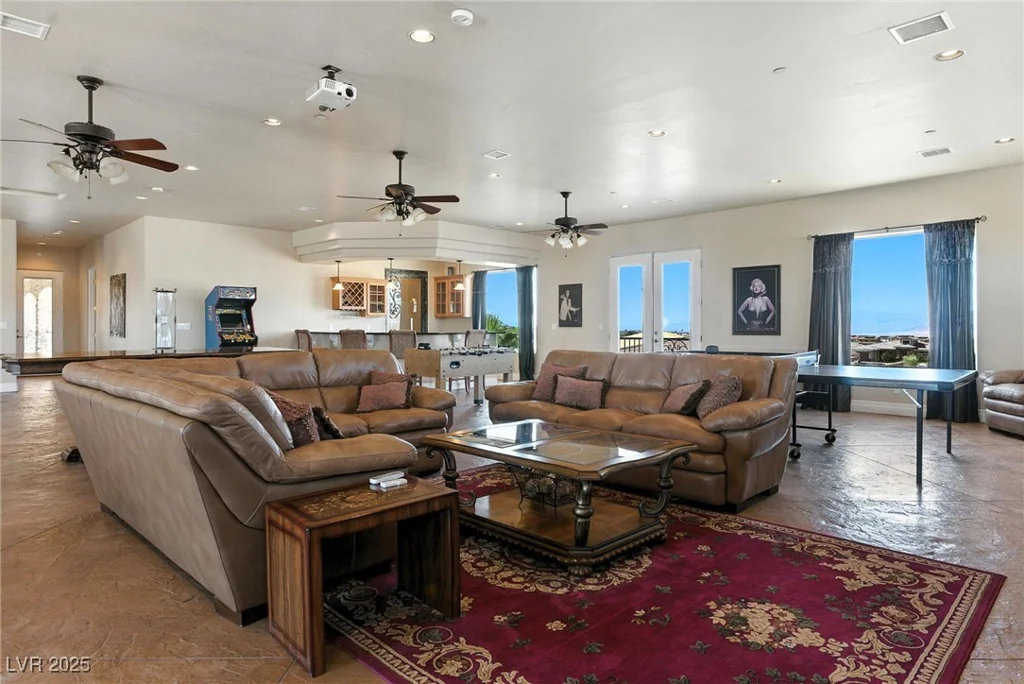 670 Du Fort, Henderson, NV 89002