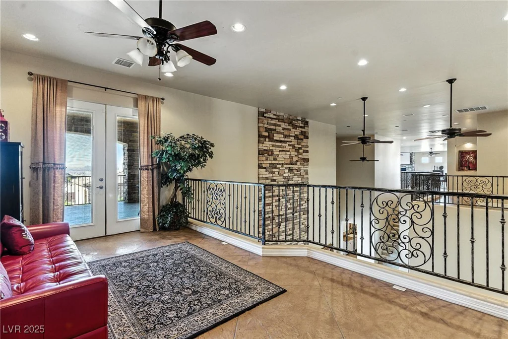 670 Du Fort, Henderson, NV 89002