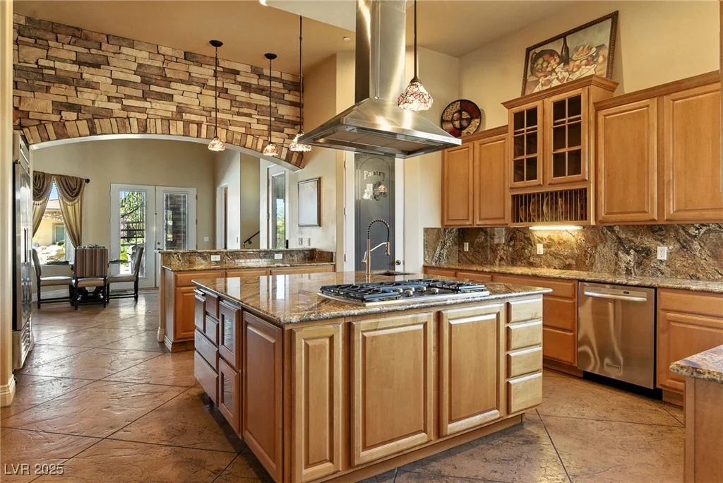 670 Du Fort, Henderson, NV 89002