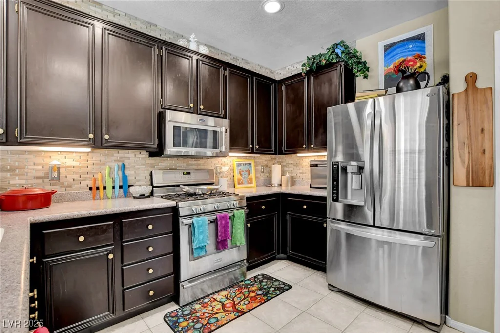 10298 Torrey Valley, Las Vegas, NV 89135