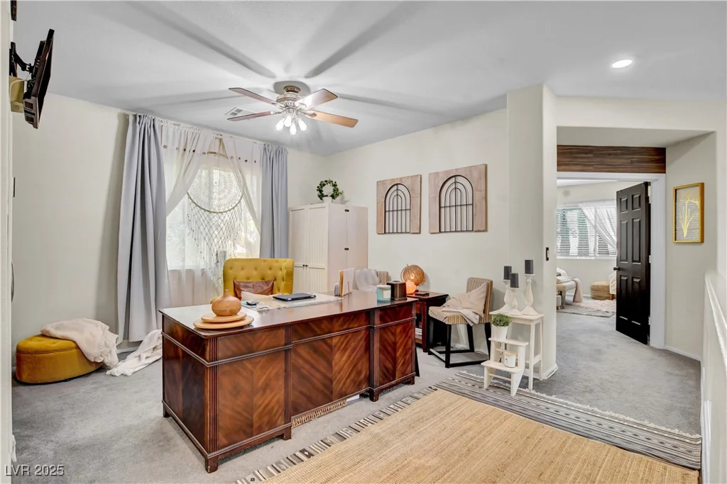 10298 Torrey Valley, Las Vegas, NV 89135