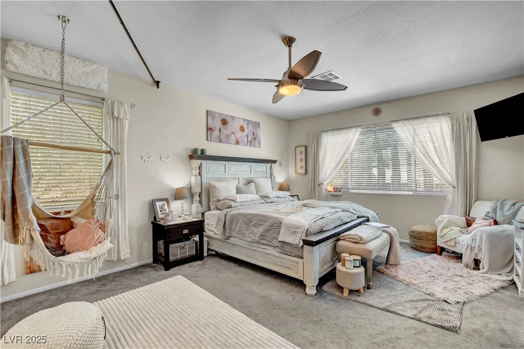 10298 Torrey Valley, Las Vegas, NV 89135