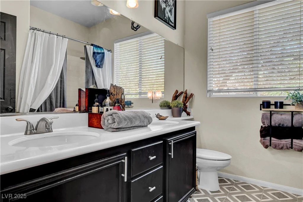 10298 Torrey Valley, Las Vegas, NV 89135