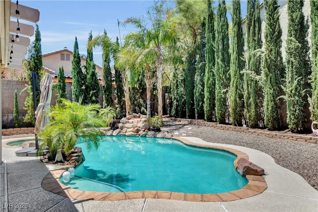 10298 Torrey Valley, Las Vegas, NV 89135