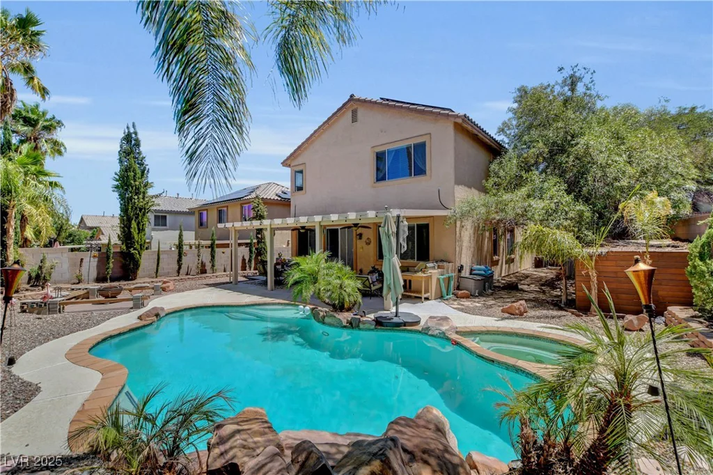 10298 Torrey Valley, Las Vegas, NV 89135